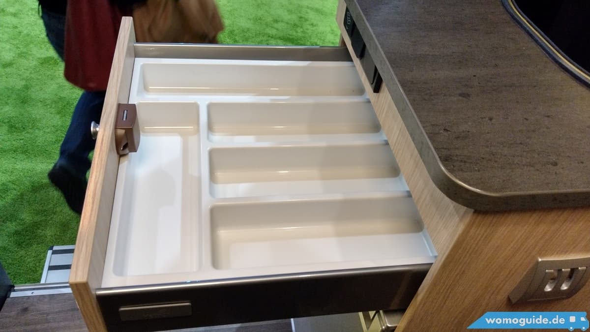 Roadcar R 640 Besteckslade