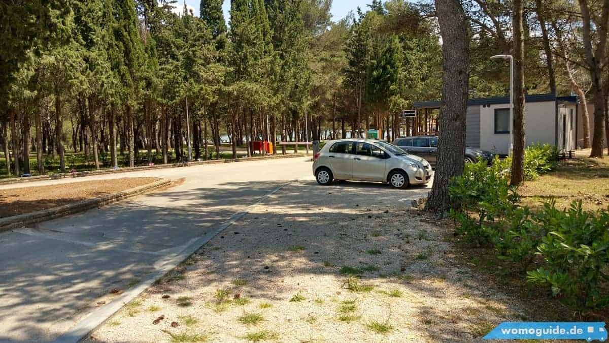 Vransko Jezero: Campingplatz Einfahrt
