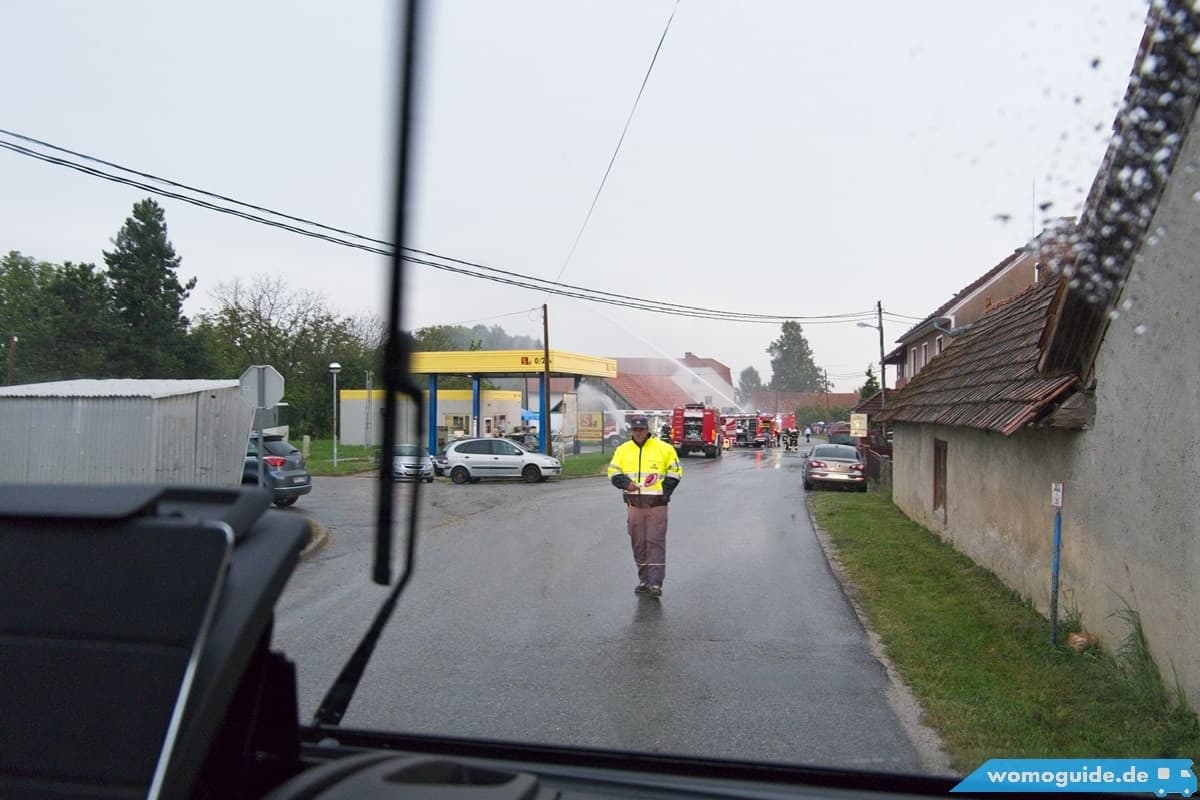 Gesperrte Straße, Feuerwehr