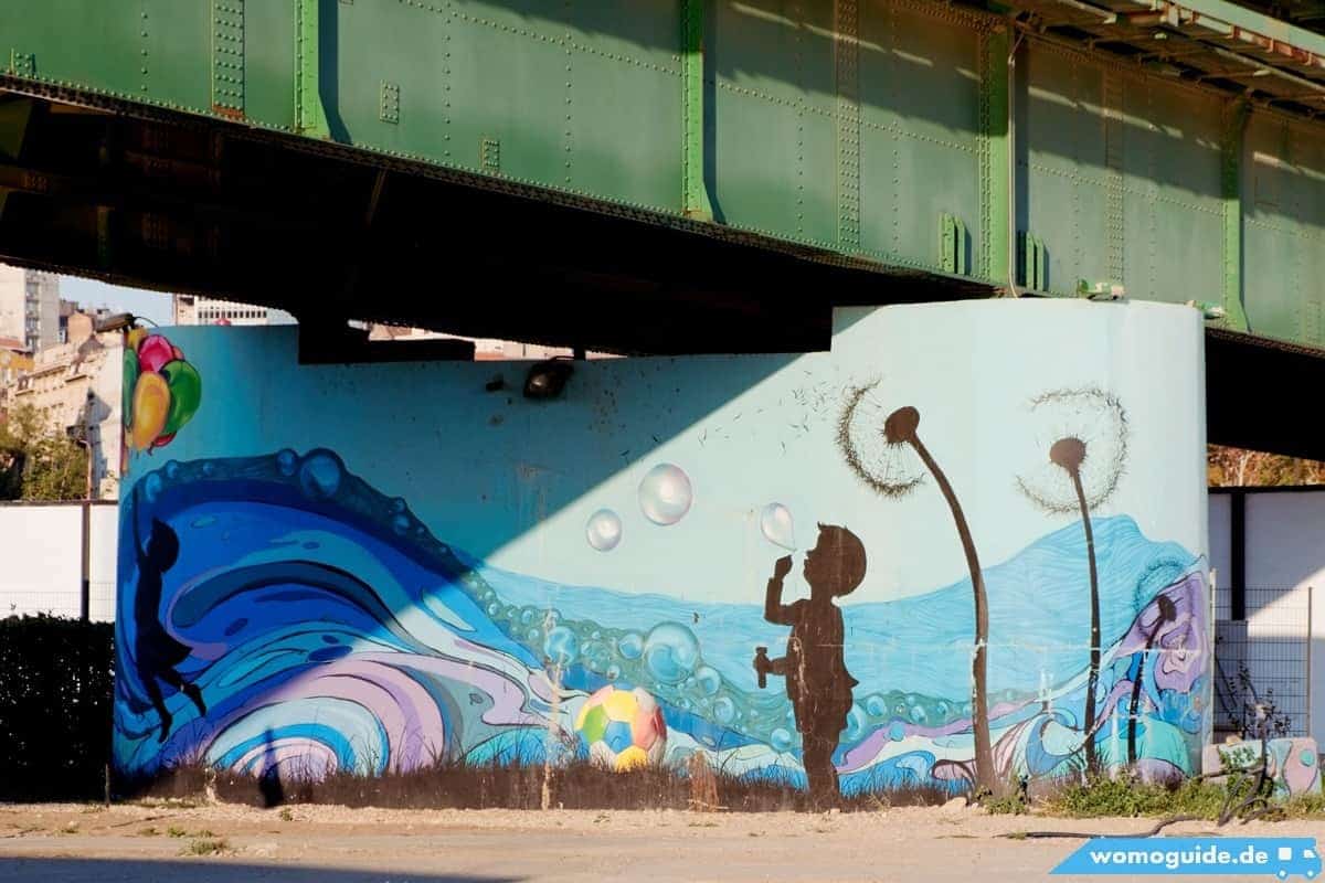 Belgrade Waterfront: Graffitti