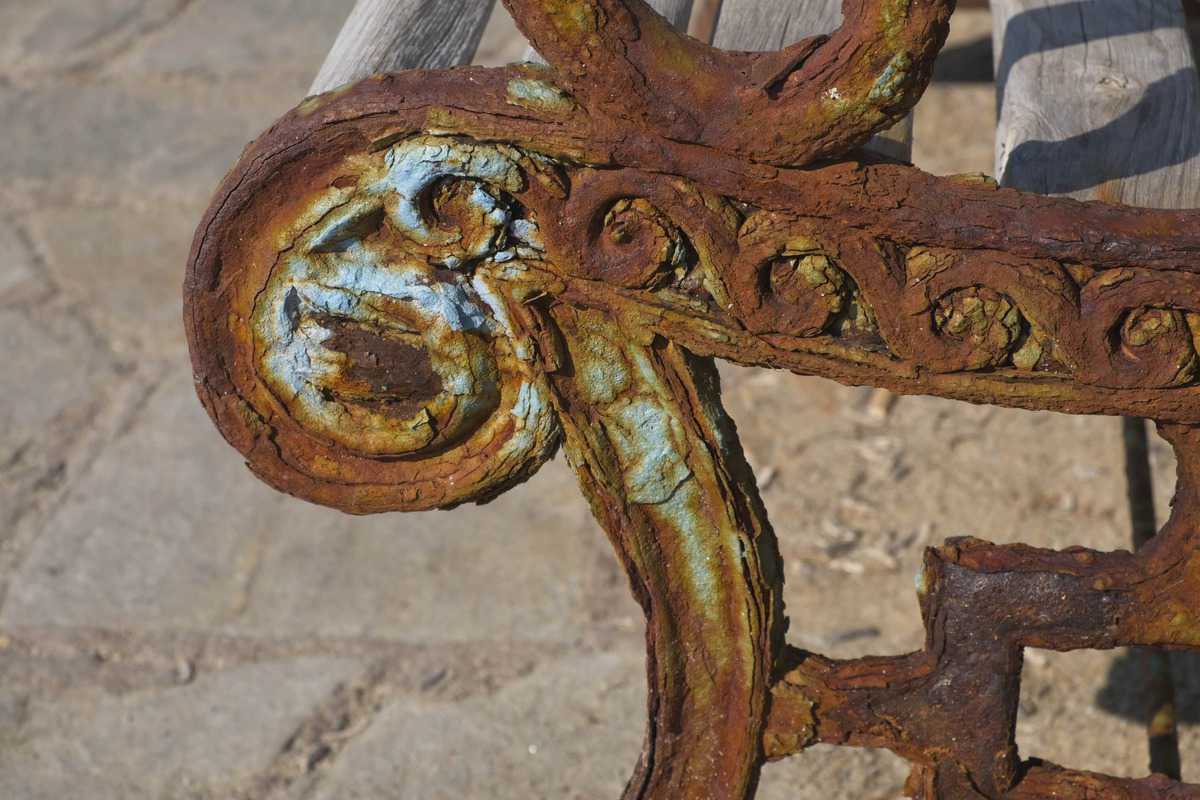 Verrostete Bank Auf Limnos