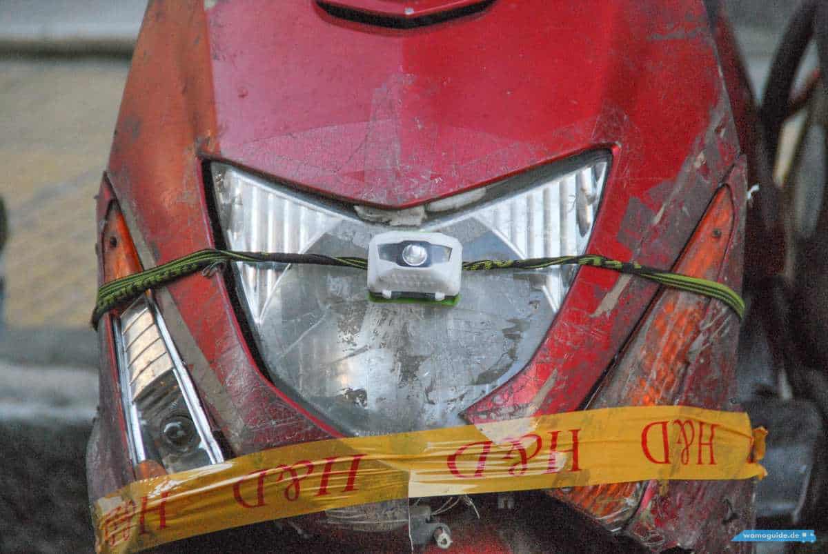 In Athen Mit Dem Wohnmobil: In Der Stadt, Kreative Mopedlicht