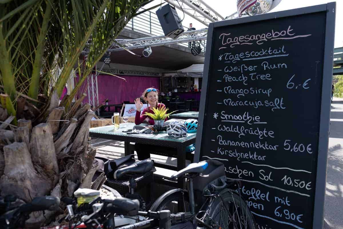 Mittagspause Im Spreebogenpark