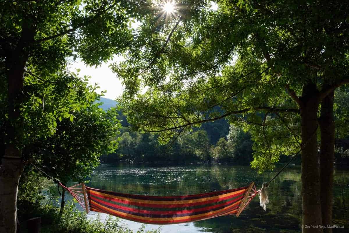 Eine Hängematte Direkt Vor Dem Fluss