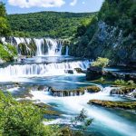 Großer Wasserfall Im Una-Nationalpark