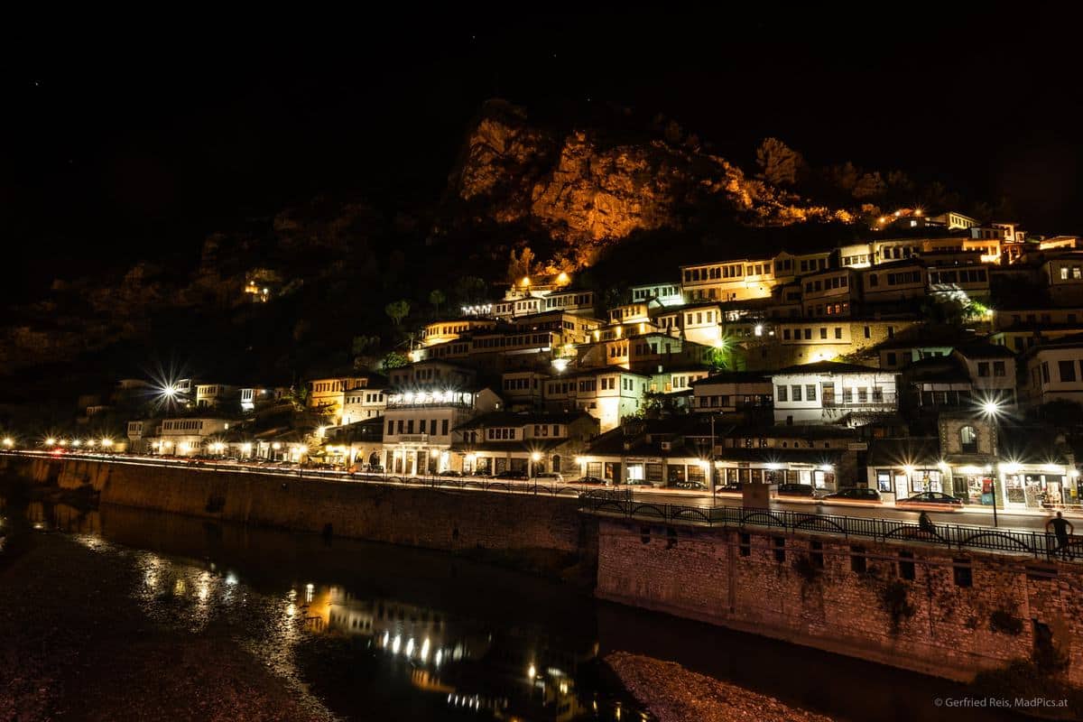 Nachts In Berat