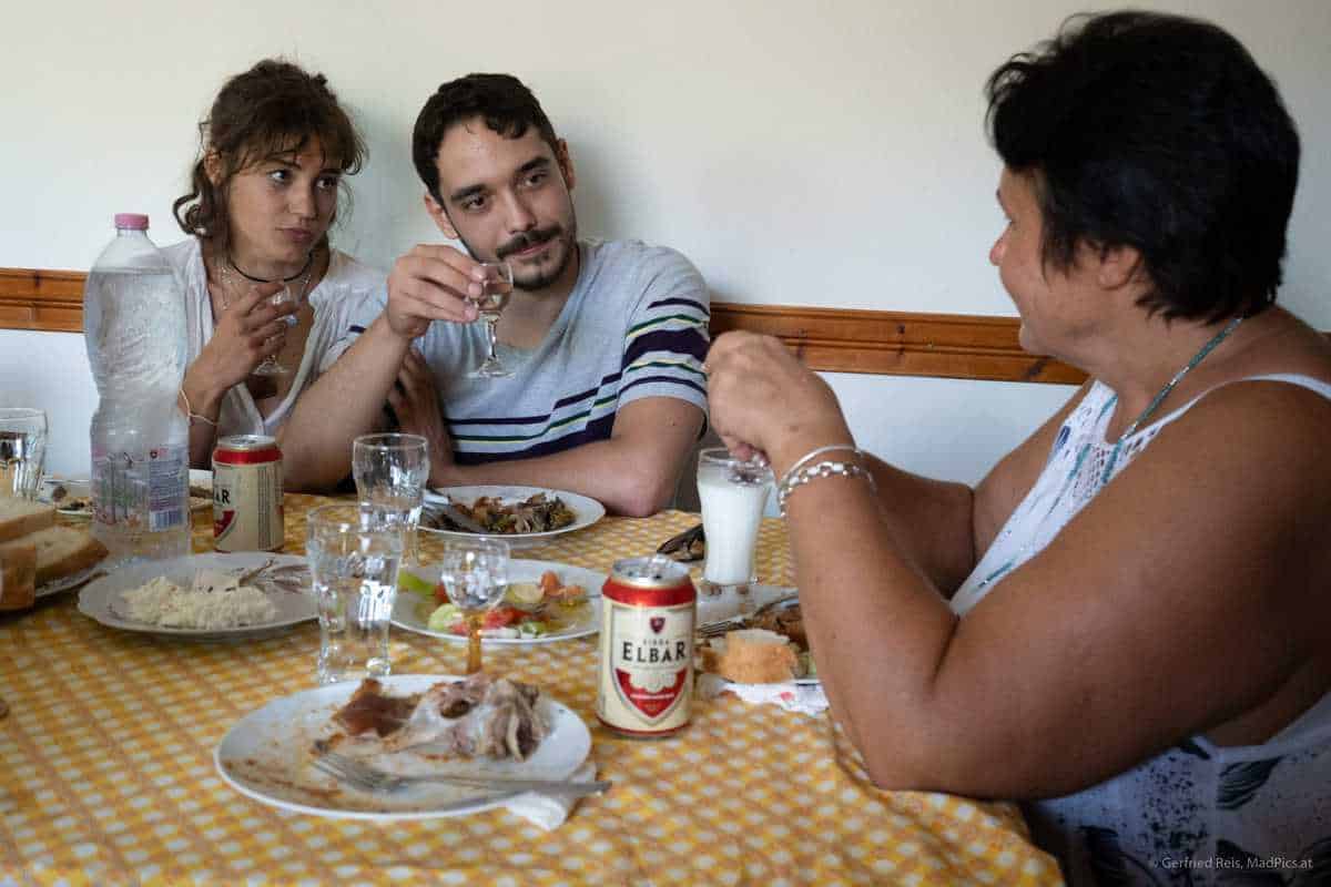 Anstoßen Auf Ein Geburtstag