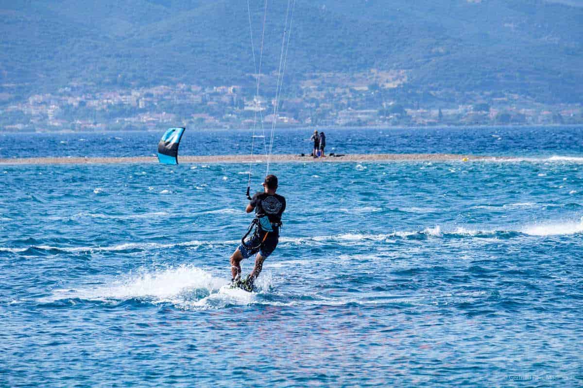 Kitesurfer Am Drepano Beach
