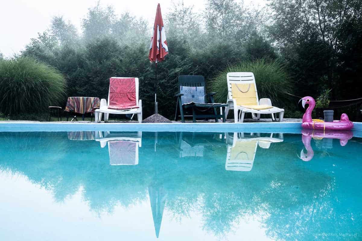 Nebelverhangener Swimmingpool Im Una-Nationalpark