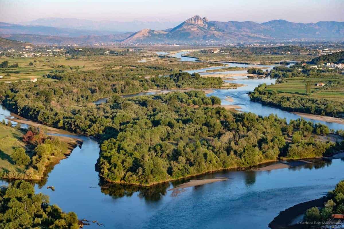 Ausblick Von Der Burg Rozafa Auf Die Ada.