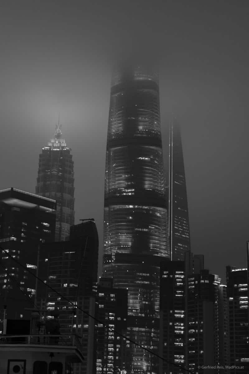 Hochhäuser Shanghais Im Nebel