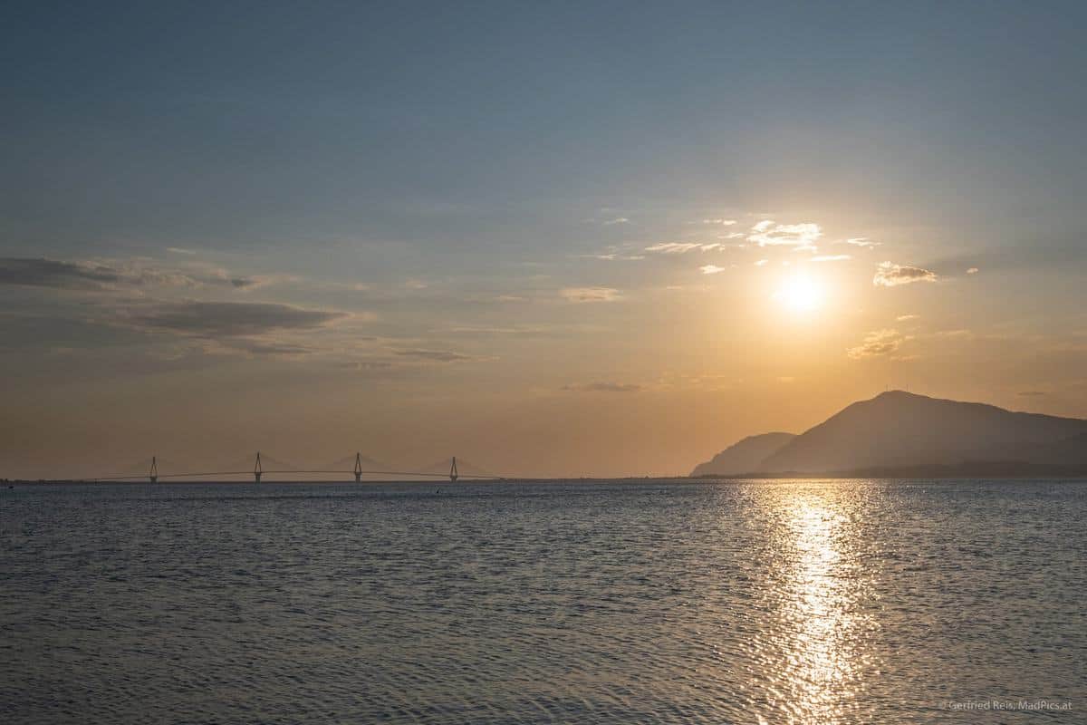 Rio Andirrio Brücke Griechenland Im Abendlicht