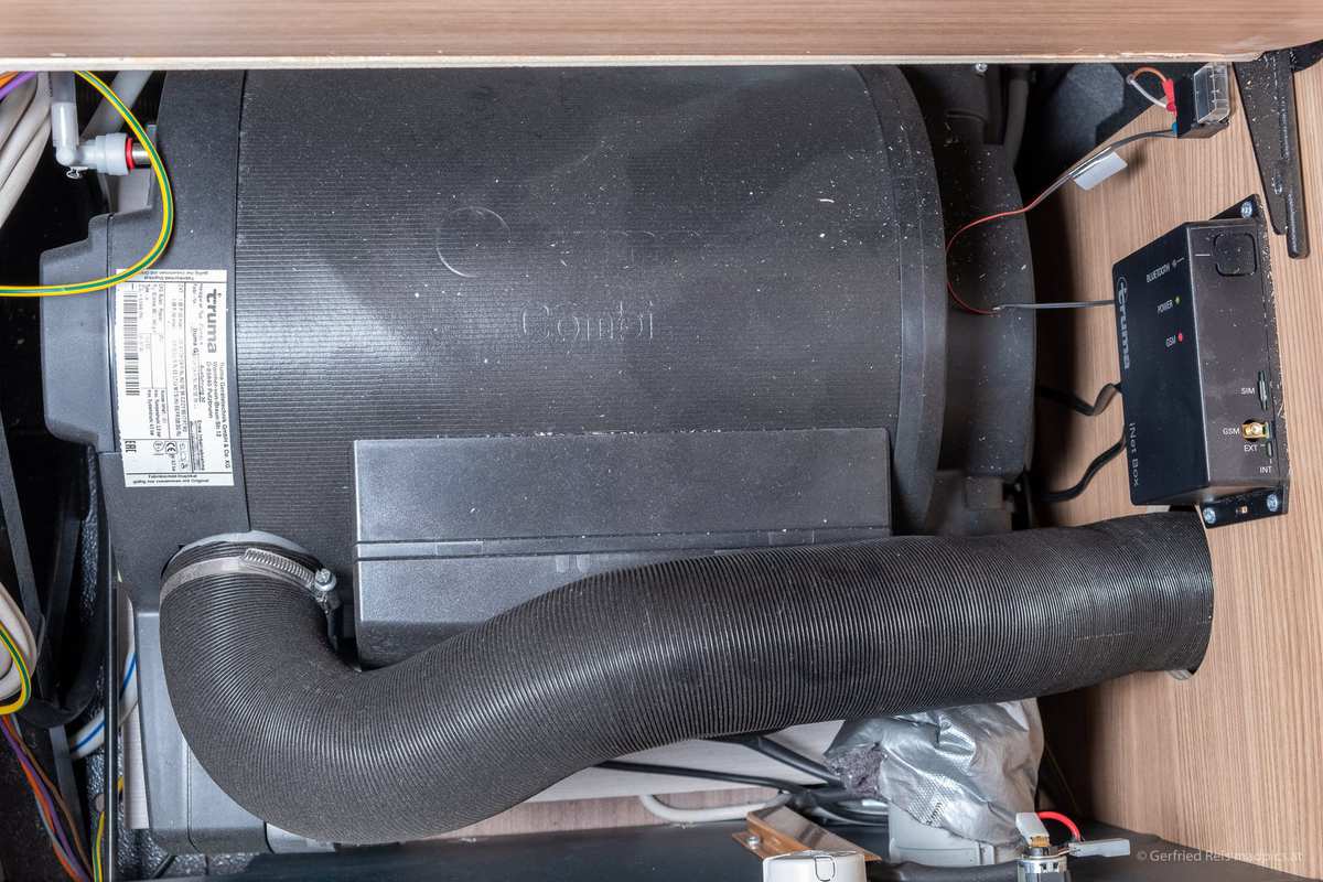 Truma-Heizung Mit Integriertem Warmwasser-Boiler