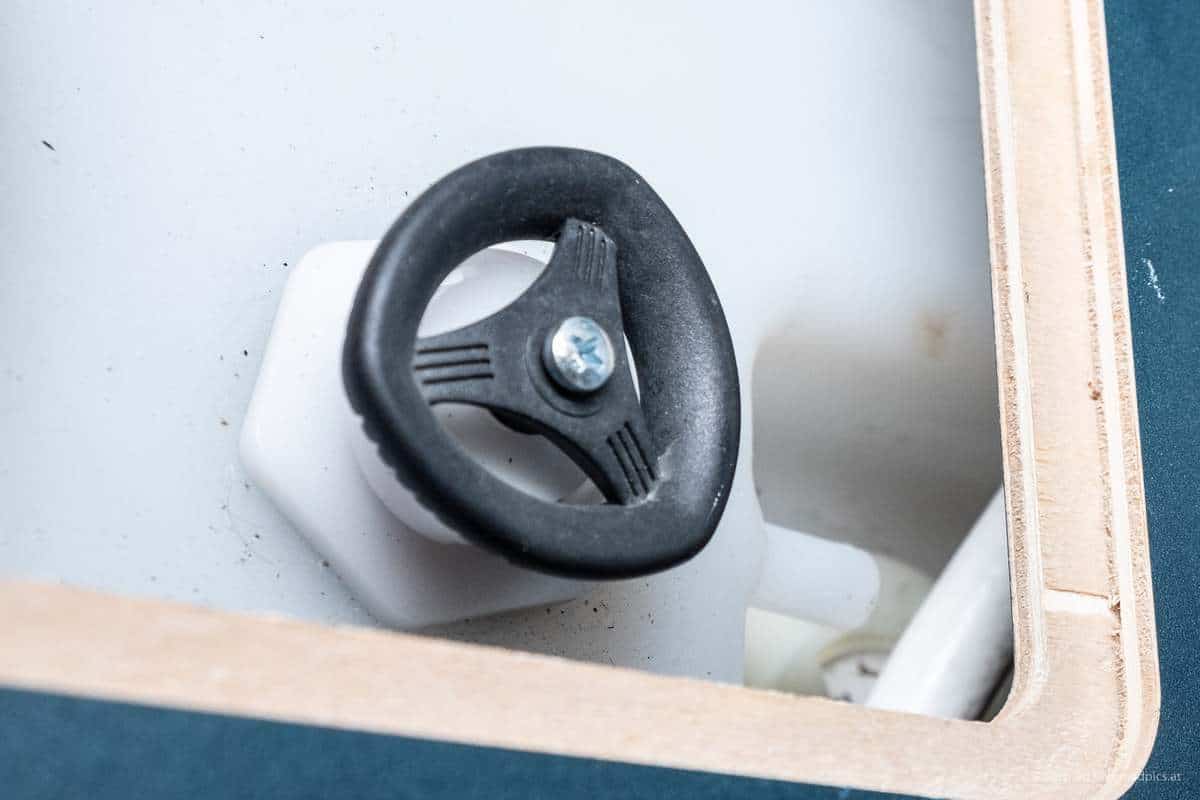 Ablassventil Wassertank Im Wohnmobil