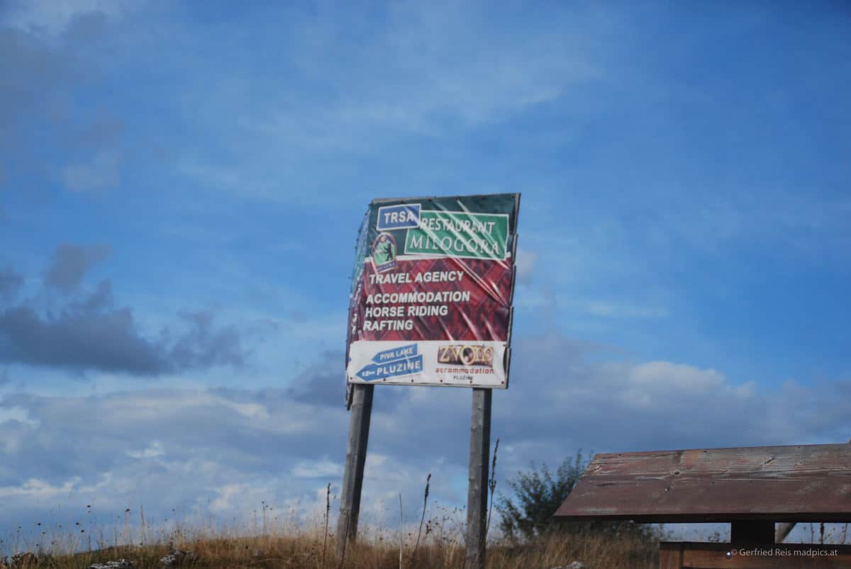 Turistische Angebot Rund Um Sedlo Pass