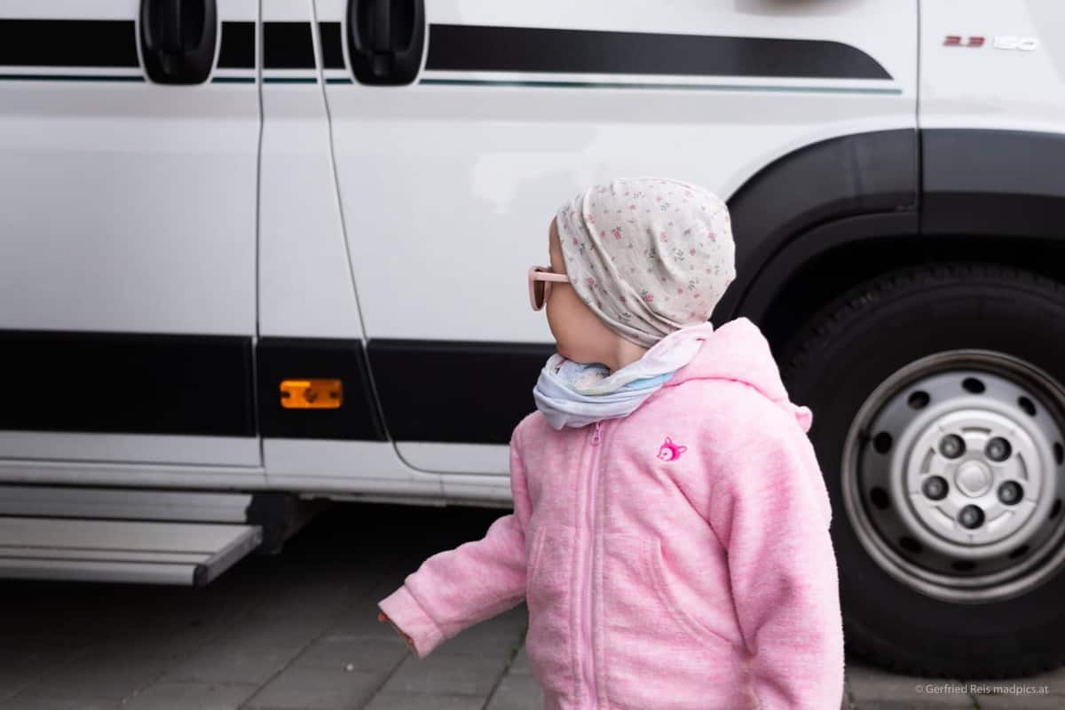 Wenn Kleinkinder mitreisen: Isofix im Kastenwagen oder Wohnmobil