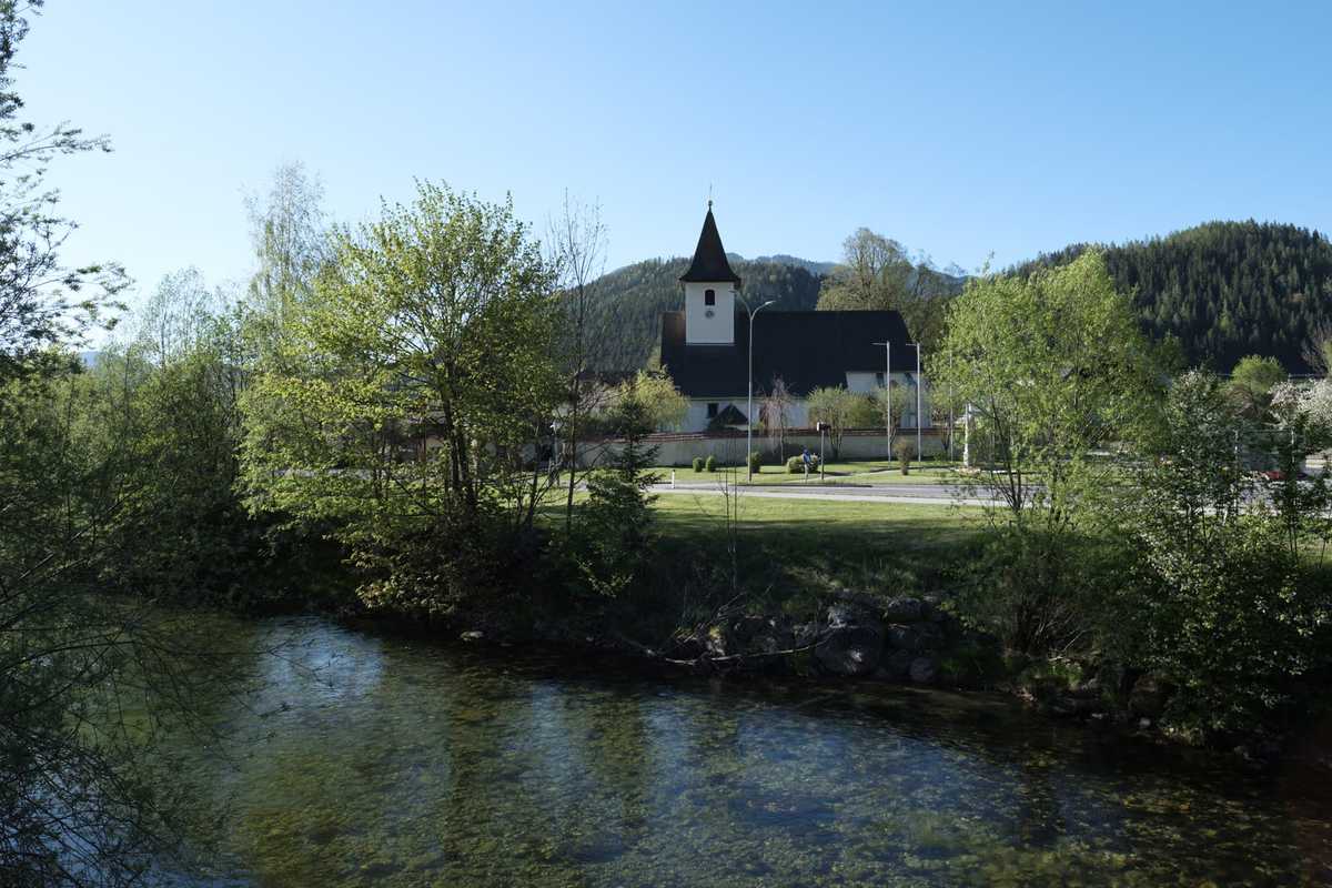 Blick Auf Die Kirche Von Kapellen Über Die Mürz