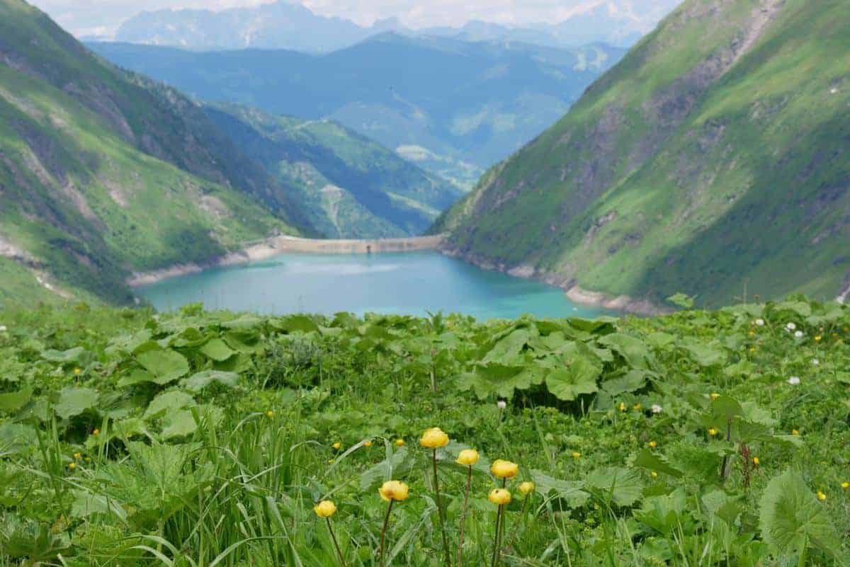 Limberg-Sperre Und Wasserfallboden