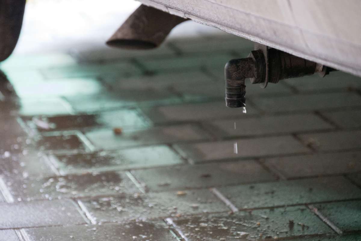 Wohnmobil-Abwassertank Leeren