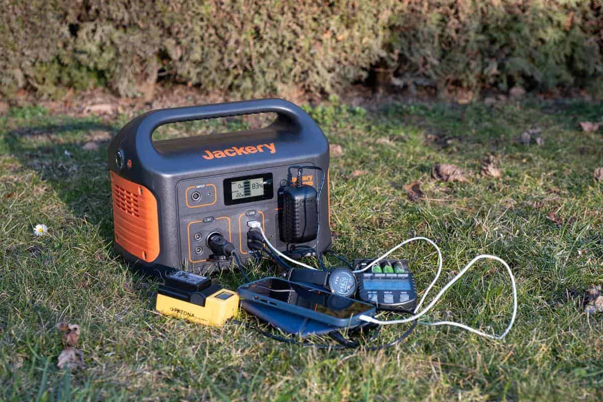 Mit Einer Powerbank Geräte Laden: Sehr Einfach