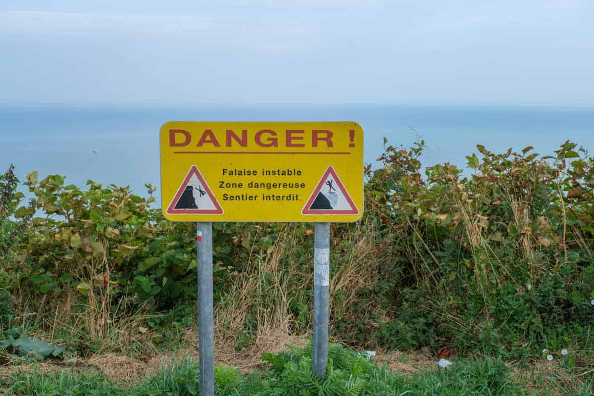 Gefahr An Den Klippen