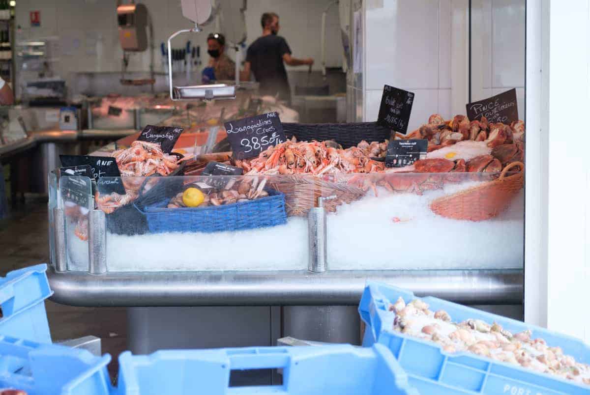 Fischhändler In Le Tréport