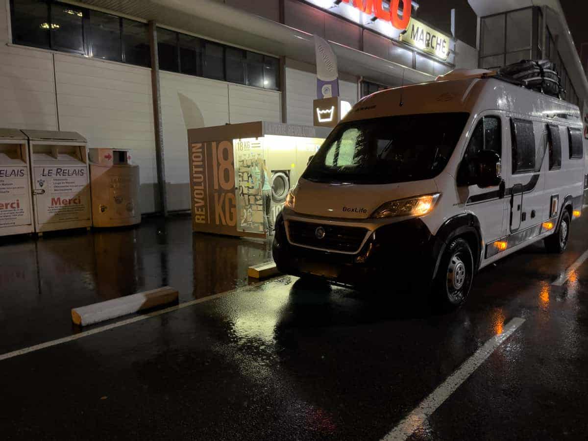 Laundromat Am Supermarkt-Parkplatz: Praktisch!