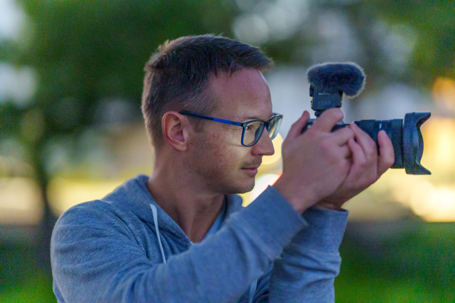 Youtuber Bei Der Arbeit