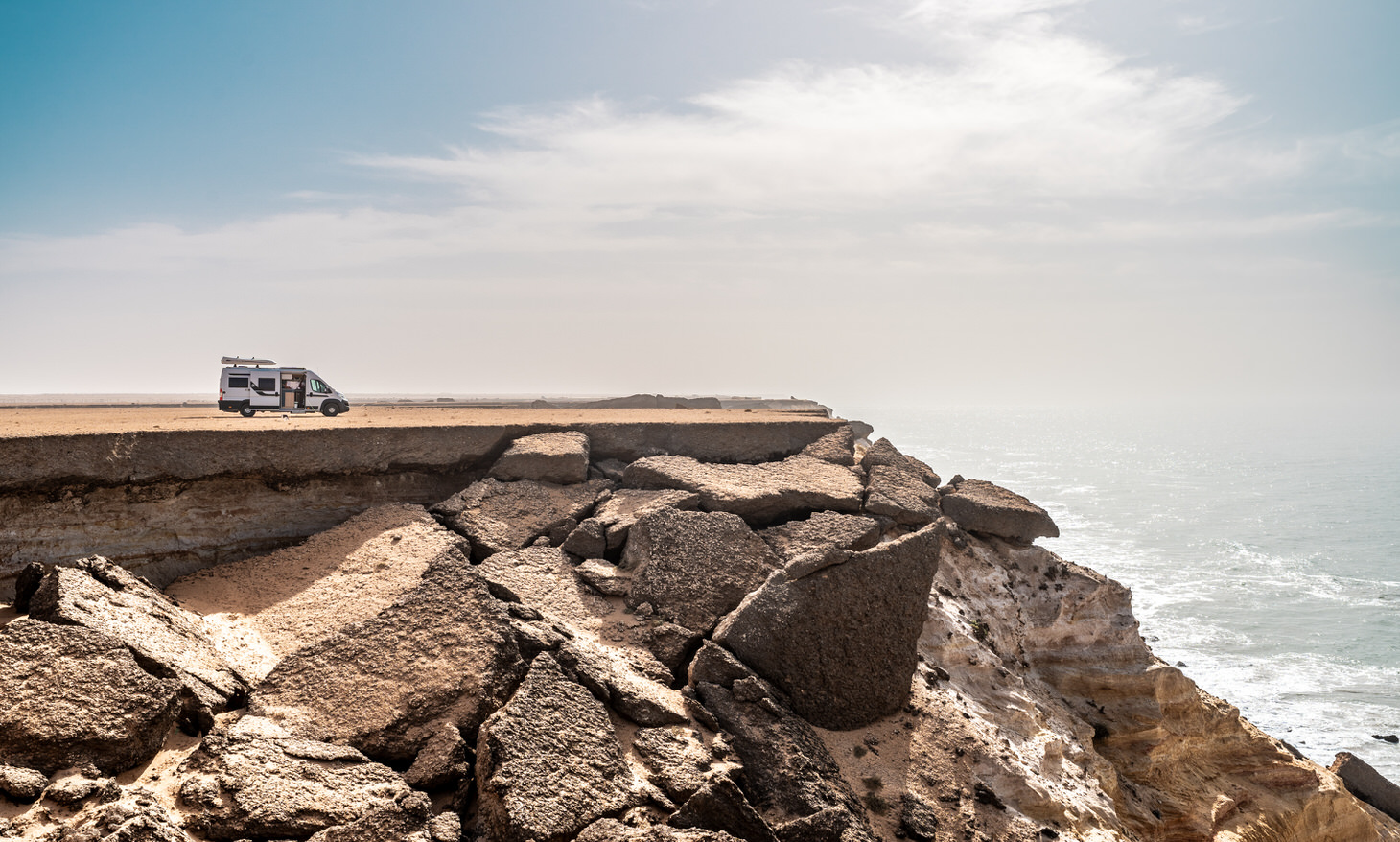 Wohnmobil Am Abgrund Der Küste Der Westsahara