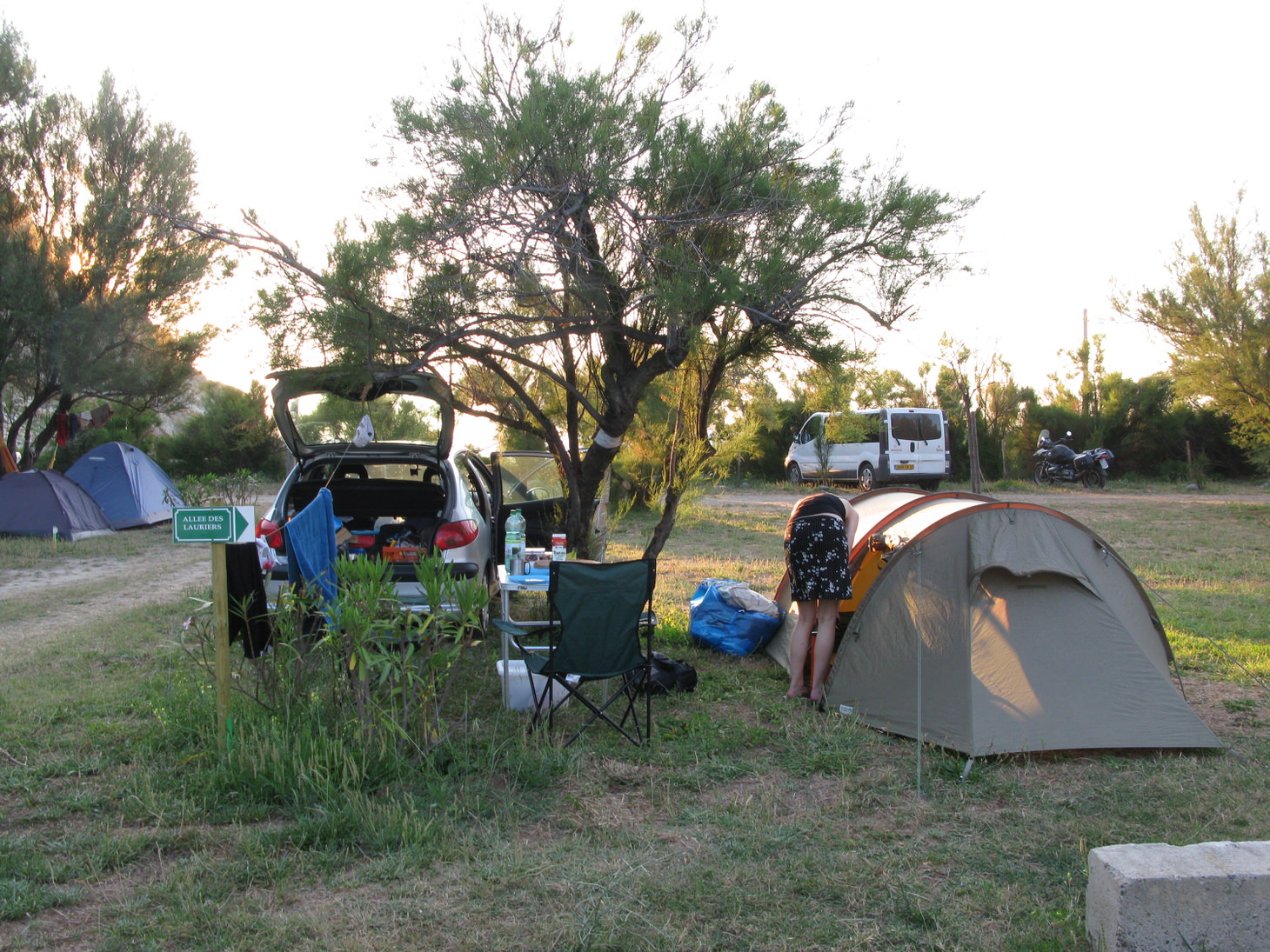Wir Beim Zelt-Campen Auf Korsika