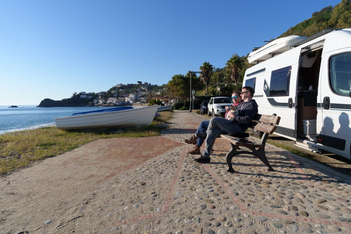 Im Supermarkt randalieren