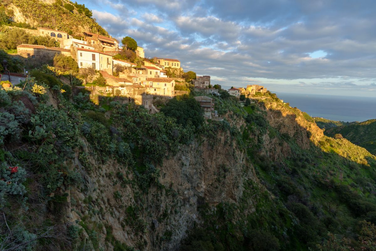 Wanderung ins Mafia-Dorf