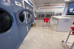 Waschsalon In Giarre