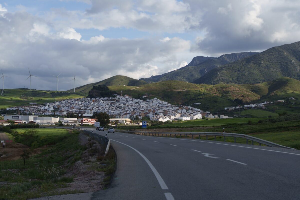 Ardales1
