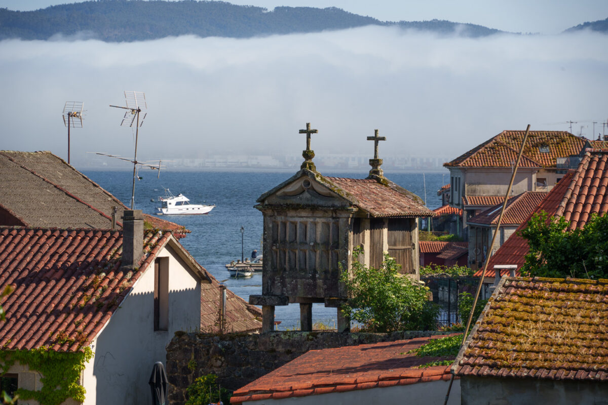 Hórreo Am Meer (Combarro)