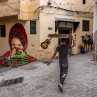 Straßenszene In Fes, Marokko Straßenszene In Fes, Marokko