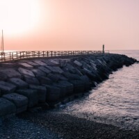Ein Steg In Der Morgensonne Auf La Gomera